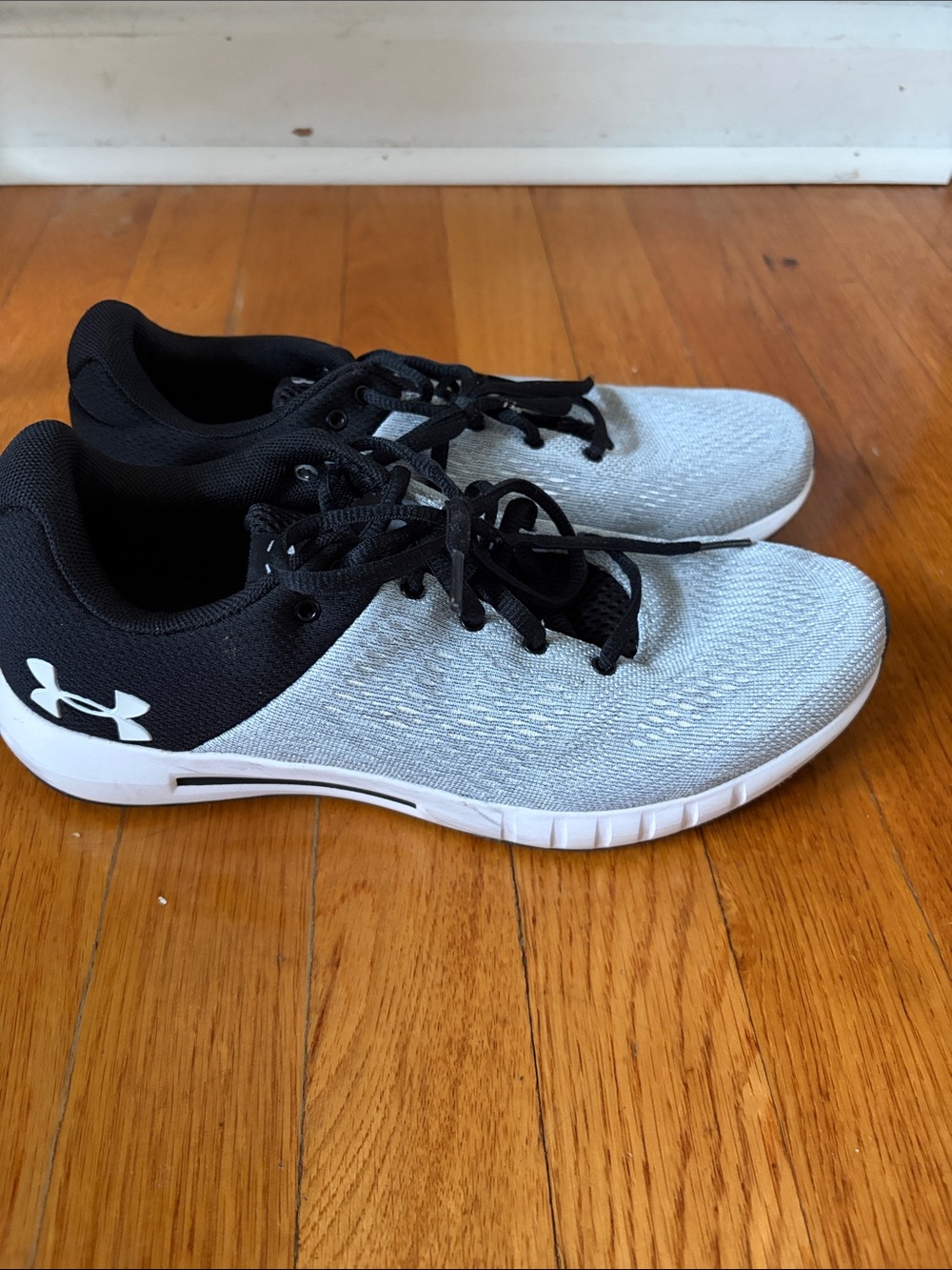 Under Armour Women's Gray and Black Knit Training Shoes (9)